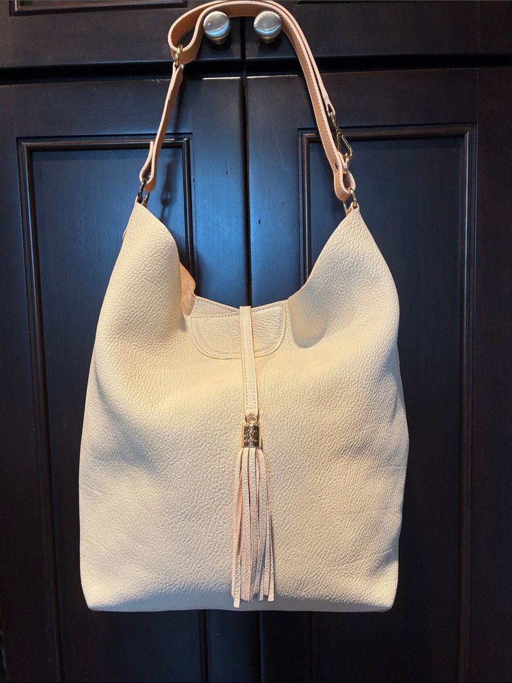 GiGi New York Cream Tassel Shoulder Hobo